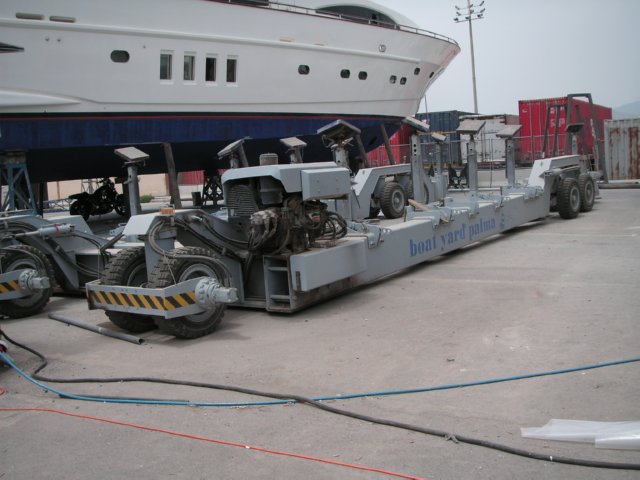 PUERTO VEHICULO TRANSPORTE BARCOS  MERCANCIAS ESPECIALES CONVOY